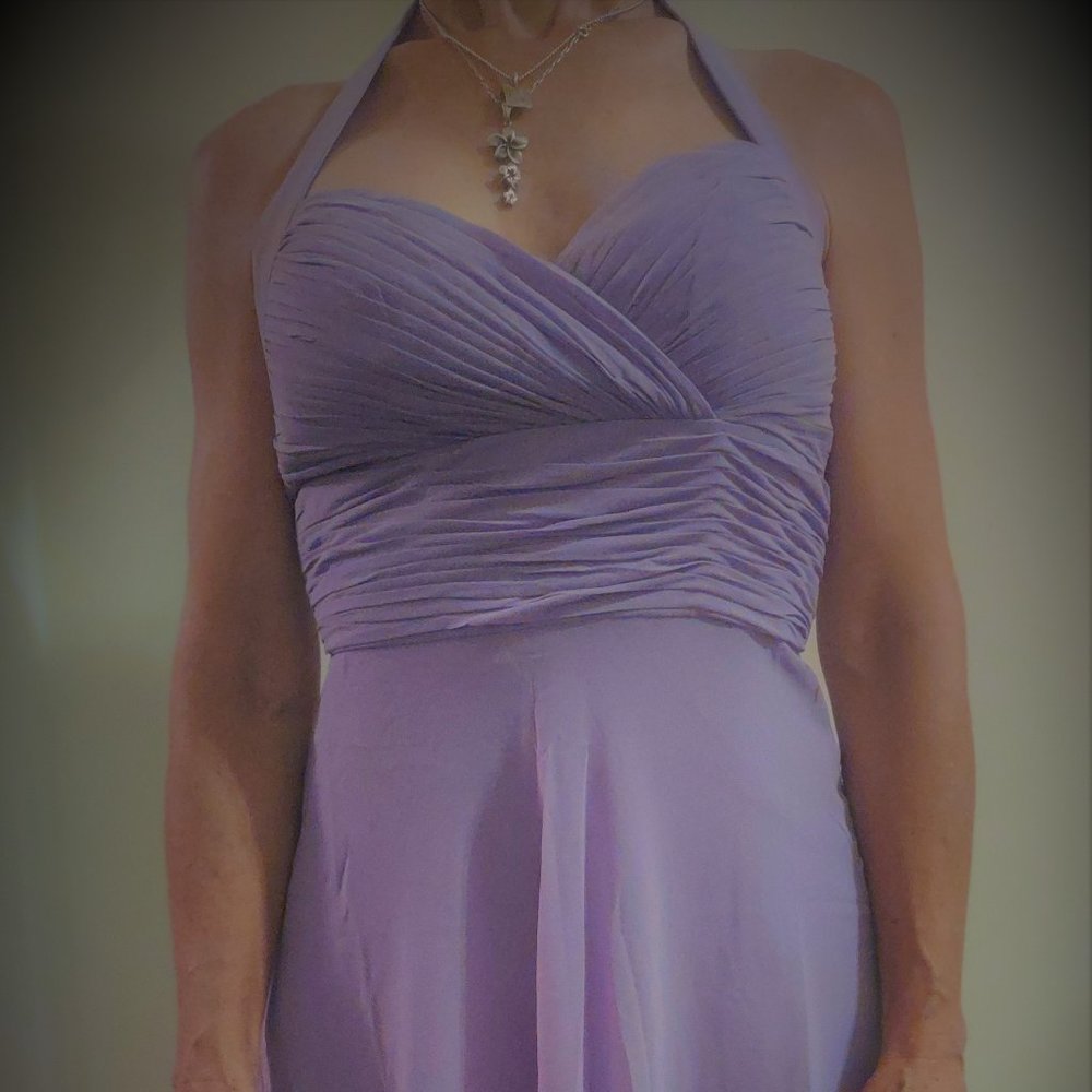 Lavender Evening dress, flowy Chiffon  below the knee, size 0. New. Faship brand